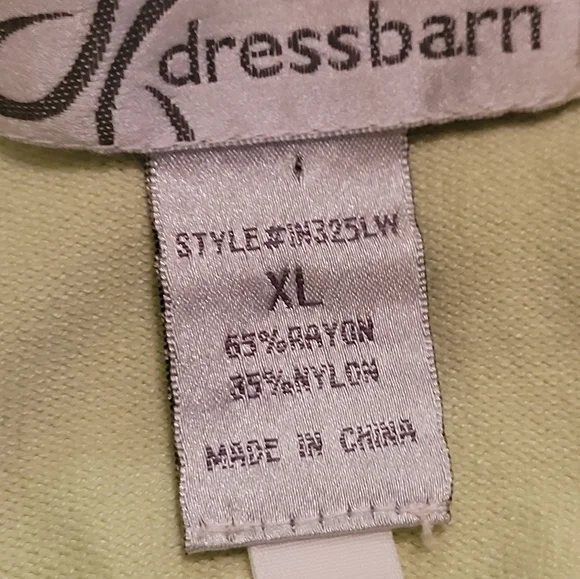 BUTTON DOWN TIE FRONT LONG SLEEVE TOP dressbarn. Size 16 condition very good - Picture 5 of 6